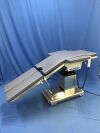 TAKARA BELMONT DR-2600Z Exam Table