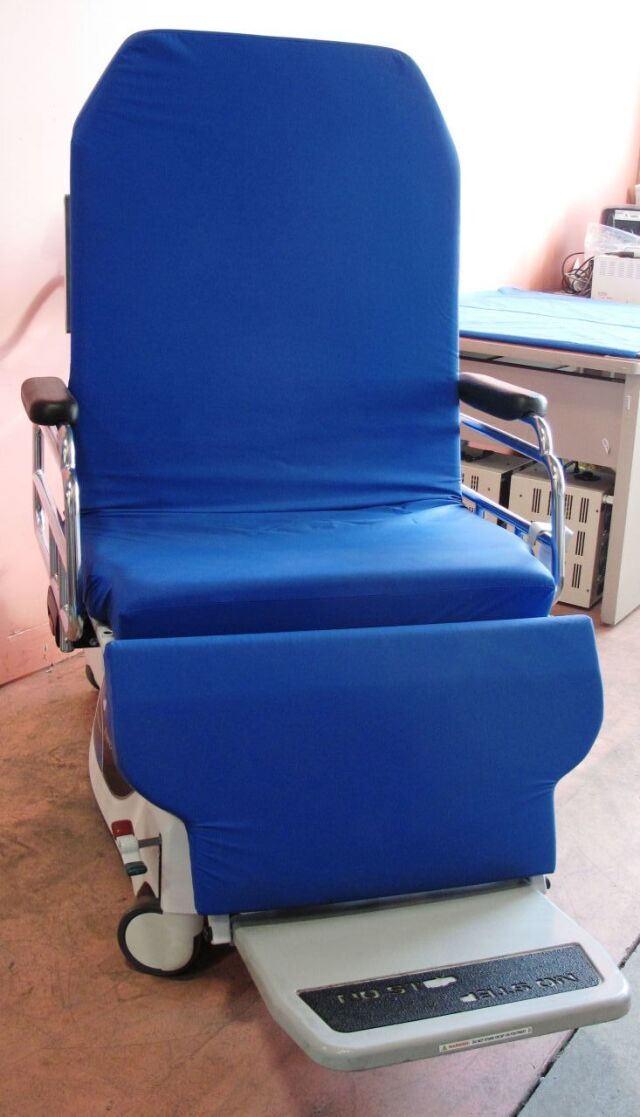 TRANSMOTION TMM6 Multi Purpose Power Drive Stretcher Exam Chair Procedure Table Exam Chair