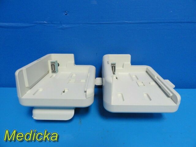 HEWLETT PACKARD 2X Philips M8040A #A03 Universal Docking Station W/ M3081-61626 Cable