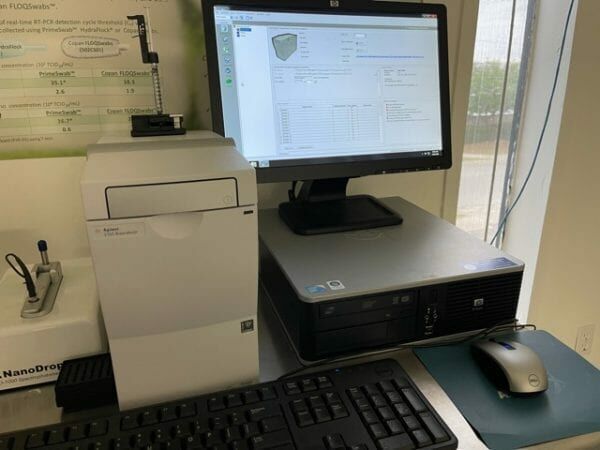 AGILENT 2100 BioAnalyzer Bioanalzyer