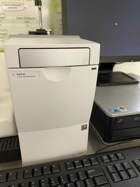 AGILENT 2100 BioAnalyzer Bioanalzyer