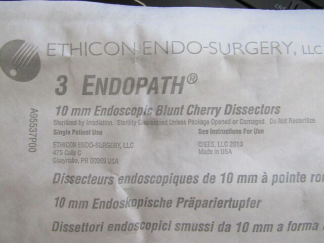 ETHICON ENDO-SURGERY Set of 4 Endopath Ref: (3) BCD10 & (1) BCD05 10mm & 5mm Blunt Dissector Exp. 01/2020