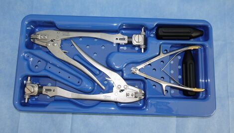 PIONEER SURGICAL TECHNOLOGY 400 Series Sternal Cable System