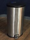 Waste receptacle with lid: