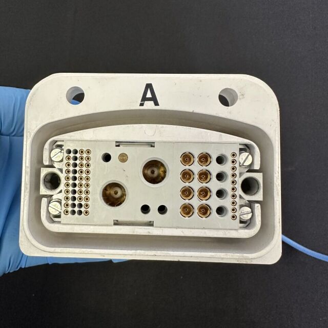 GE 5111020-50 A Bezel and Cable Harness MRI Scanner