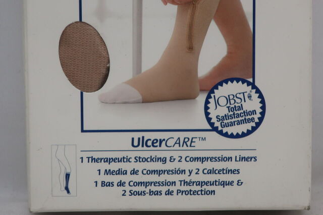 Jobst UlcerCare with Zipper