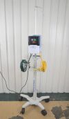 VAPM Precision Flow Humidifier with Rolling Stand &amp; Hoses - 148123 Vaporizer