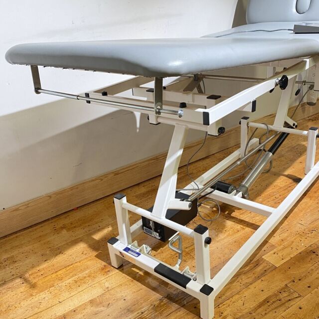 Horseshoe Therapy Table - North Coast Medical