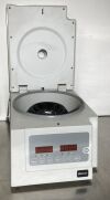 UNICO C828 Centrifuge