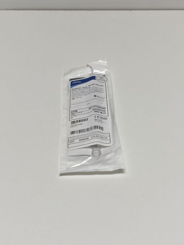 BOSTON SCIENTIFIC Amplatz Type Renal M0062601540  Exp.2022-08  (A9) M0062601540 Amplatz Type Renal