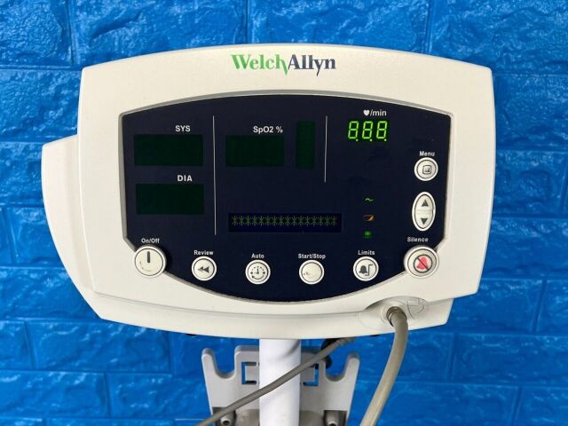 WELCH ALLYN 1x  Vital Signs 300 patient Monitor