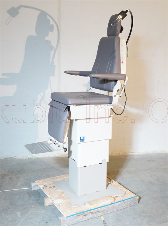 MTI 424 Tri-Power Exam Chair