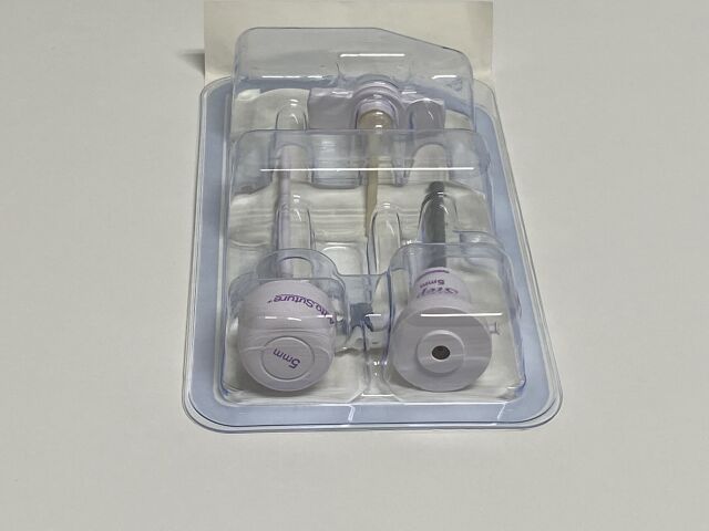 COVIDIEN Step Dilator and Cannula  S100705    Exp.2022-06  (H7 ) S100705 Step Dilator and Cannula