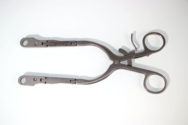 Used V. Mueller SU3300 Deaver Retractor Stainless Steel Size #1 Blade 9''  for Sale at Mox