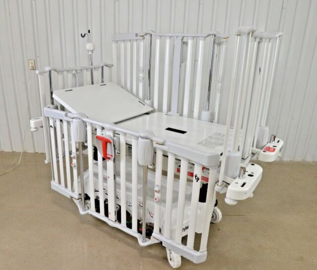 STRYKER Cub Pediatric Crib FL19H - 161109 Pediatric Crib