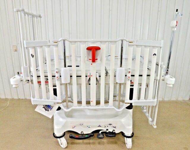 STRYKER Cub Pediatric Crib FL19H - 161109 Pediatric Crib