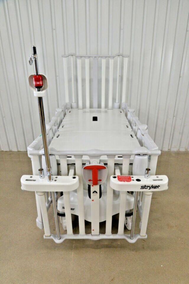 STRYKER Cub Pediatric Crib FL19H - 161109 Pediatric Crib