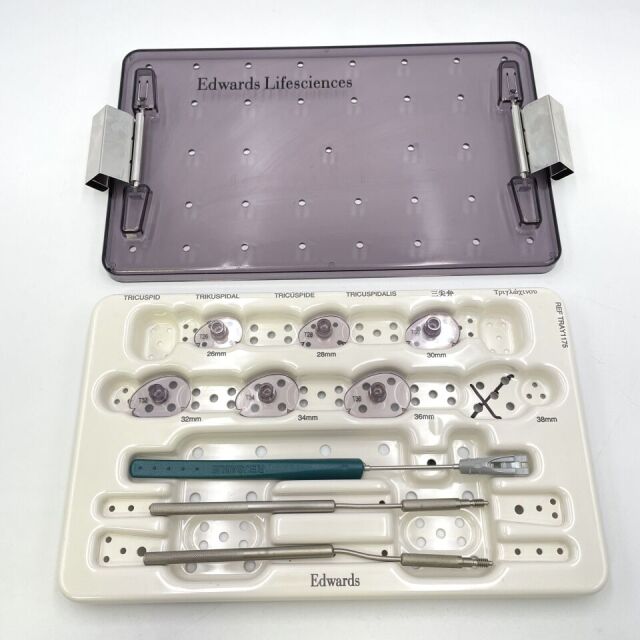 EDWARDS (TricuspidSet2) Edwards Cvs Division Baxter Mitral with 8 instruments(incomplete set)