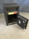 AMSEC Cash Safe:  American Security Drop Safe DSF2014 ESL10XL  High Security Depository Vault
Cash safe.
Keypad Lock
Combination