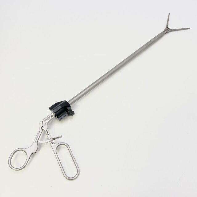 APPLIED MEDICAL C5204 Laparoscopic A-Trac Rotating Bowel Clamp Forceps