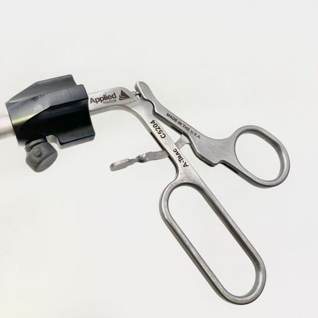 APPLIED MEDICAL C5204 Laparoscopic A-Trac Rotating Bowel Clamp Forceps