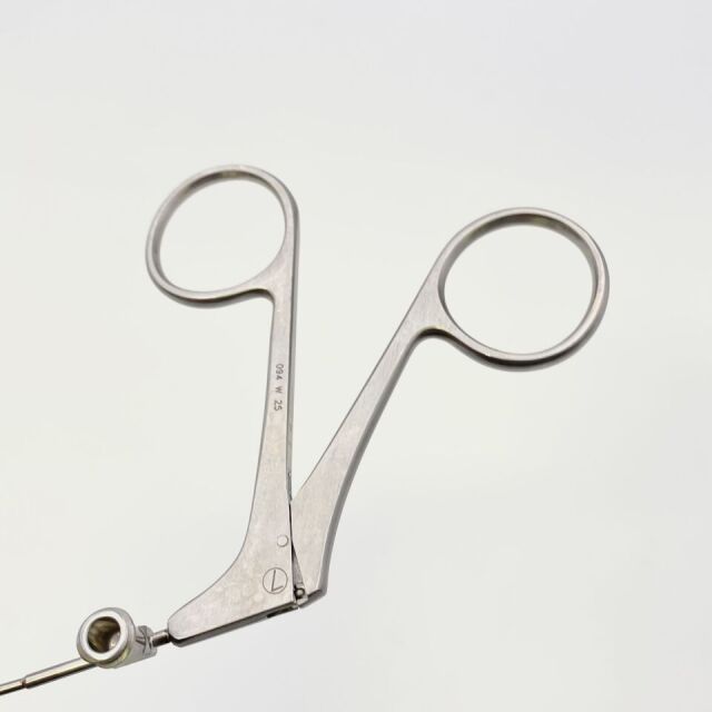 OLYMPUS ( A4832 ) Semi-Rigid Hystero Biopsy Forceps 7Fr x 37.5cm