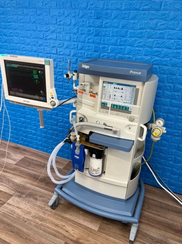 DRAEGER Primus YOM: 2011 with Philips MP70 patient monitor Anesthesia Machine