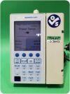 BAXTER Sigma Spectrum Infusion Pump (Version: 6.05.13) w/ Pole Clamp & Adapter