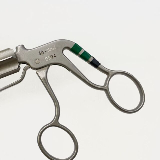 SYMMETRY ( 38-1003 ) ACCESS Babcock Grasping Forceps, 60 Degree Opening, with Pressure Lock Handle