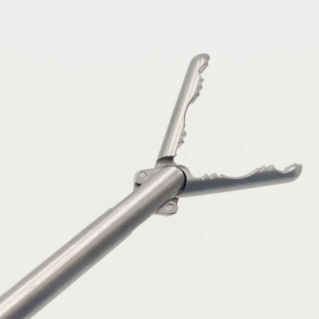 JARIT ( C625-108LL ) Dual Cup Grasping Forceps, 5mm x 33cm, Locking Handle