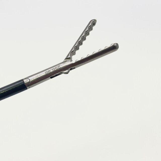 V. MUELLER ( 256.86, 720600D ) EndoLap Laparoscopic Grasper with Wavy Teeth and Spoon, with Pilling Ratcheting Rotating Handle