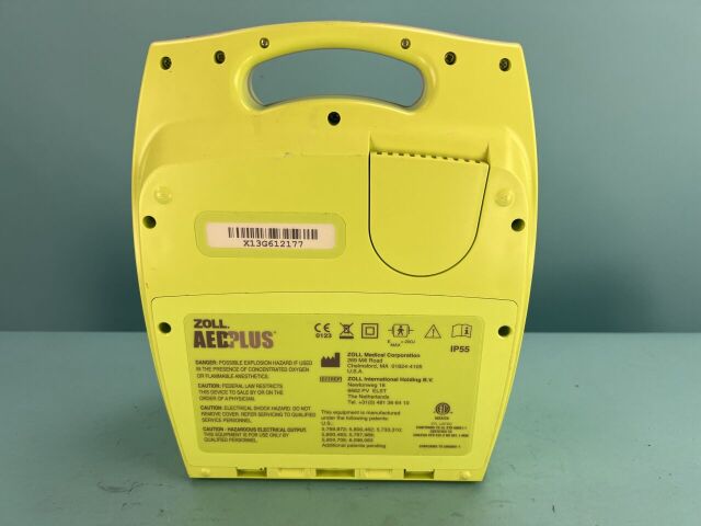 ZOLL AED Plus Defibrillator