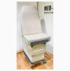MIDMARK ( 405 ) Ritter Exam Table, Tan Upholstery, with Hand Control Exam Table