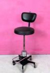 Used RELIANCE MEDICAL Hydraulic Dentist Surgeon Stool Reliance 546 ...