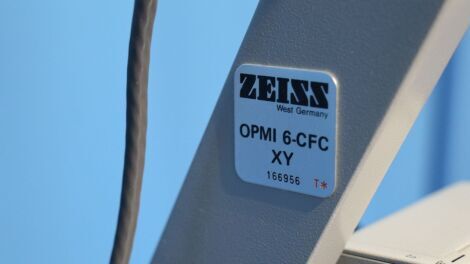 ZEISS OPMI 6-CFC with XY O/R Microscope