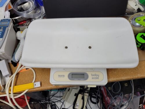 TANITA Baby Scale  1583 Neonatal Monitor