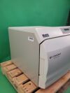MIDMARK M11-020 (Total Cycles: 4328) Sterilizer