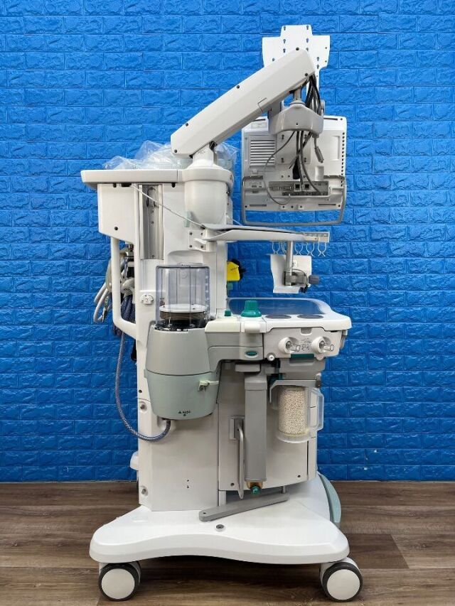 GE Aisys CS2  YOM: 2013 Anesthesia Machine