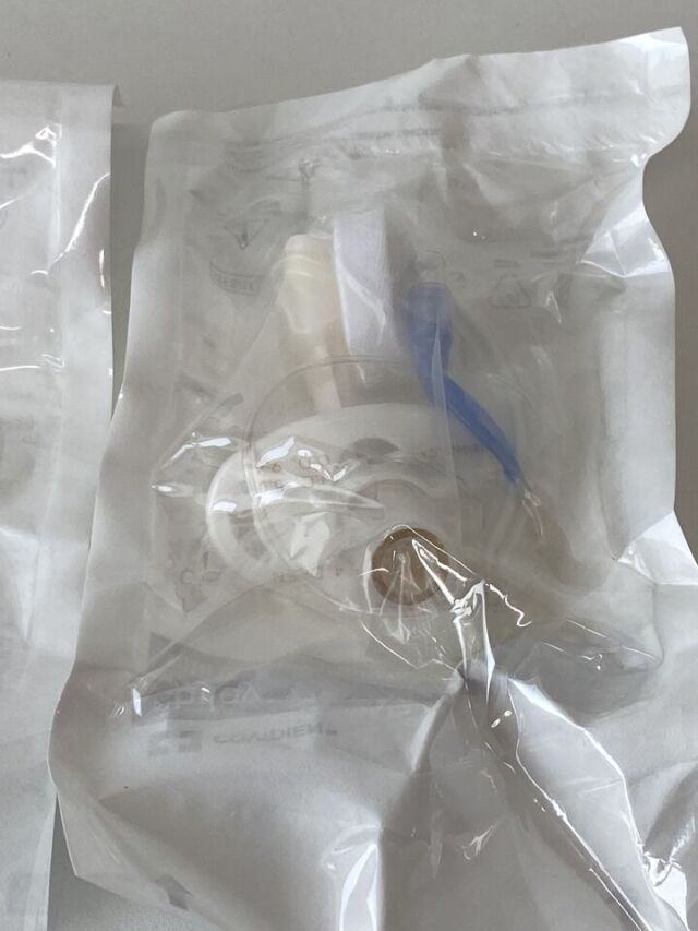 COVIDIEN Shiley Tracheostomy Tube Cuffed 4DFEN Exp.2023-09  (K1) Shiley Tracheostomy Tube Cuffed