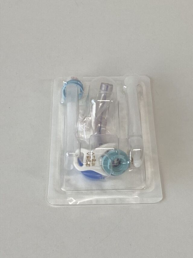 COVIDIEN Shiley Tracheostomy Tube  80XLTCP   Exp.2025-07 & 2026-05  (Y55/V18) Shiley Tracheostomy Tube