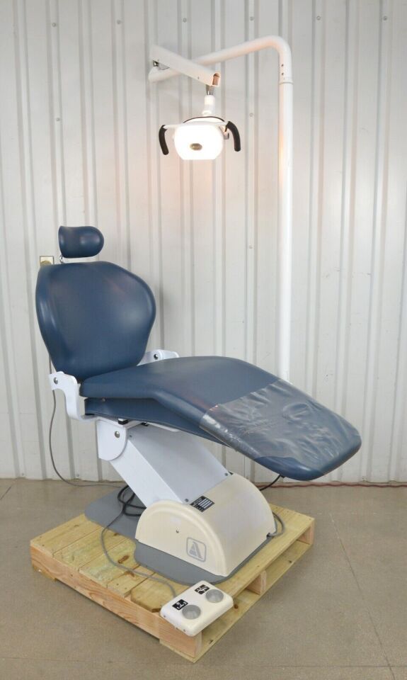 AMPCO Dental Equipment Dental Chair W/ Post Mount Light - 184672 Dental Chair