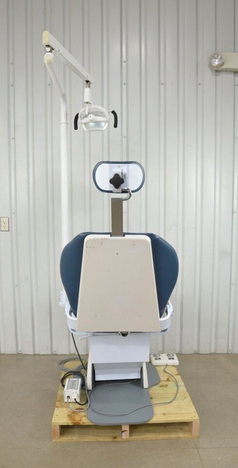 AMPCO Dental Equipment Dental Chair W/ Post Mount Light - 184672 Dental Chair