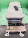 MIDMARK 625-001 Barrier Free Bariatric Exam Table (Year: 2012) w/ Footswitch