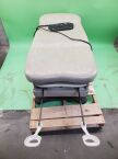 MIDMARK 625-001 Barrier Free Bariatric Exam Table (Year: 2012) w/ Footswitch