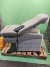 MIDMARK 625-001 Barrier Free Bariatric Exam Table (Year: 2012) w/ Footswitch