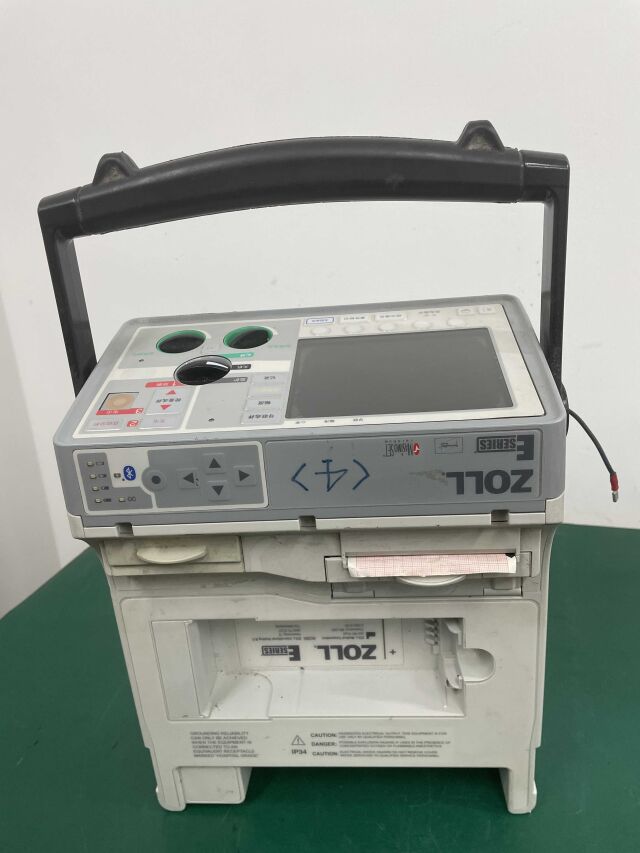 ZOLL E-Series Defibrillator