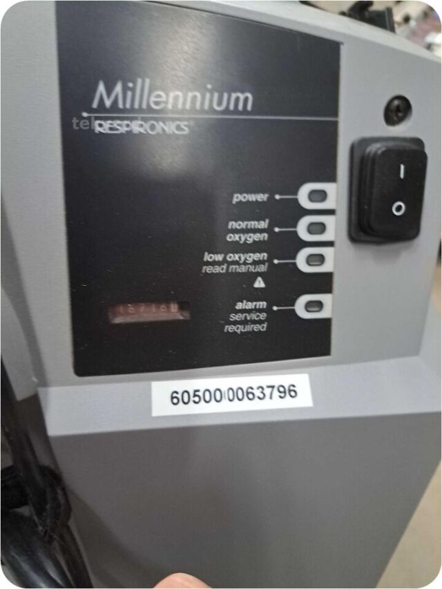 MILLENNIUM RESPIRONICS M605 Oxygen Concentrator