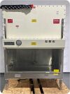 THE BAKER COMPANY SG-400 Sterilgard Biological Safety Cabinet Fume/Bio Safety Hood