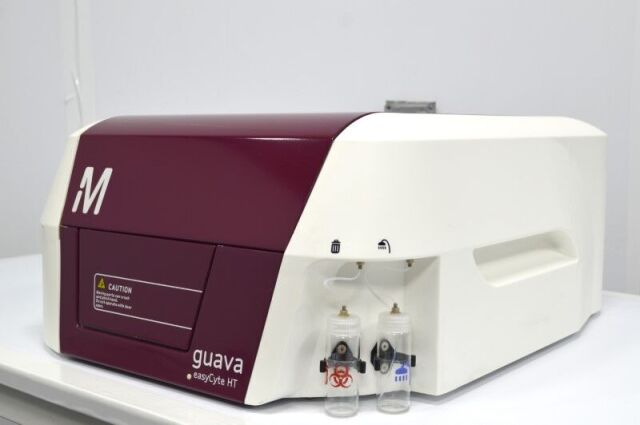 MILLIPORE EasyCyte 12HT Flow Cytometer