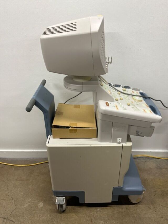 TOSHIBA Nemio SSA-550A Ultrasound - DOM 2003